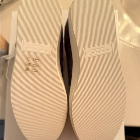 Kurt Geiger Women's Metallic Silver Sneakers - Picture 4 of 10